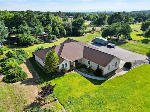 Photo of 22745 Daha Drive, Red Bluff, CA 96080 (MLS # 20260591)