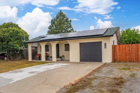 Photo of 2158 Donnovan Avenue, Corning, CA 96021 (MLS # 20260572)