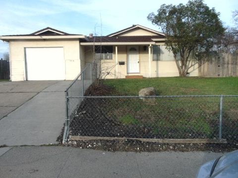 Photo of 1212 S Jackson Street, Red Bluff, CA 96080 (MLS # 20260163)