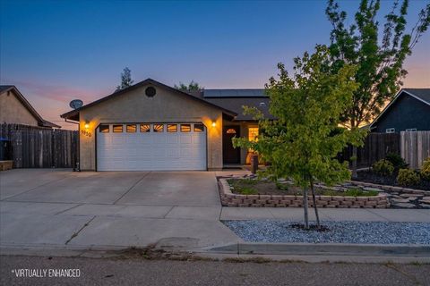 Photo of 1950 Gentry Way, Red Bluff, CA 96080 (MLS # 20260630)