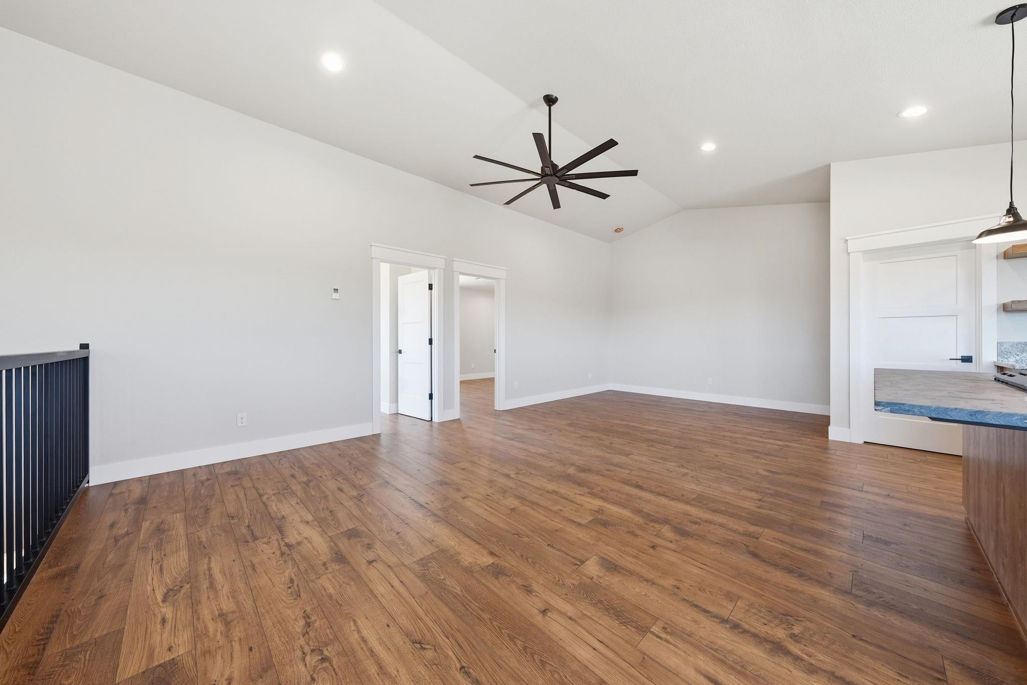 22200 Salmon Pl, Red Bluff, CA, 96080, USA, 4 Bedrooms Bedrooms, ,5 BathroomsBathrooms,Residential,Active,22200 Salmon Pl,20260706