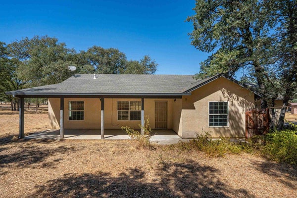 7487 WHITE OAK RD, CORNING, CA 96021 - Image e8a1caa5f0155e457cea1fa49b8f7a14/1619326211