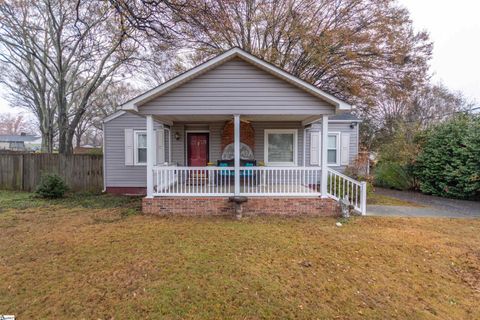 A home in Taylors