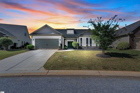 A home in Duncan