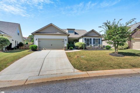 A home in Duncan