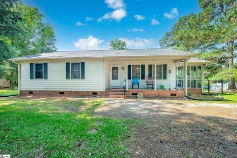 A home in Woodruff