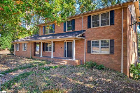 A home in Easley