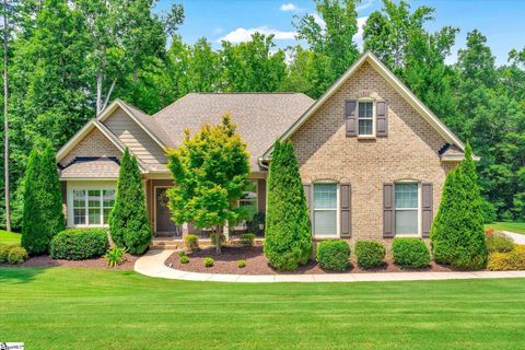 Photo for 128 Waltzing Vine Lane