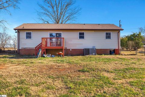 A home in Easley