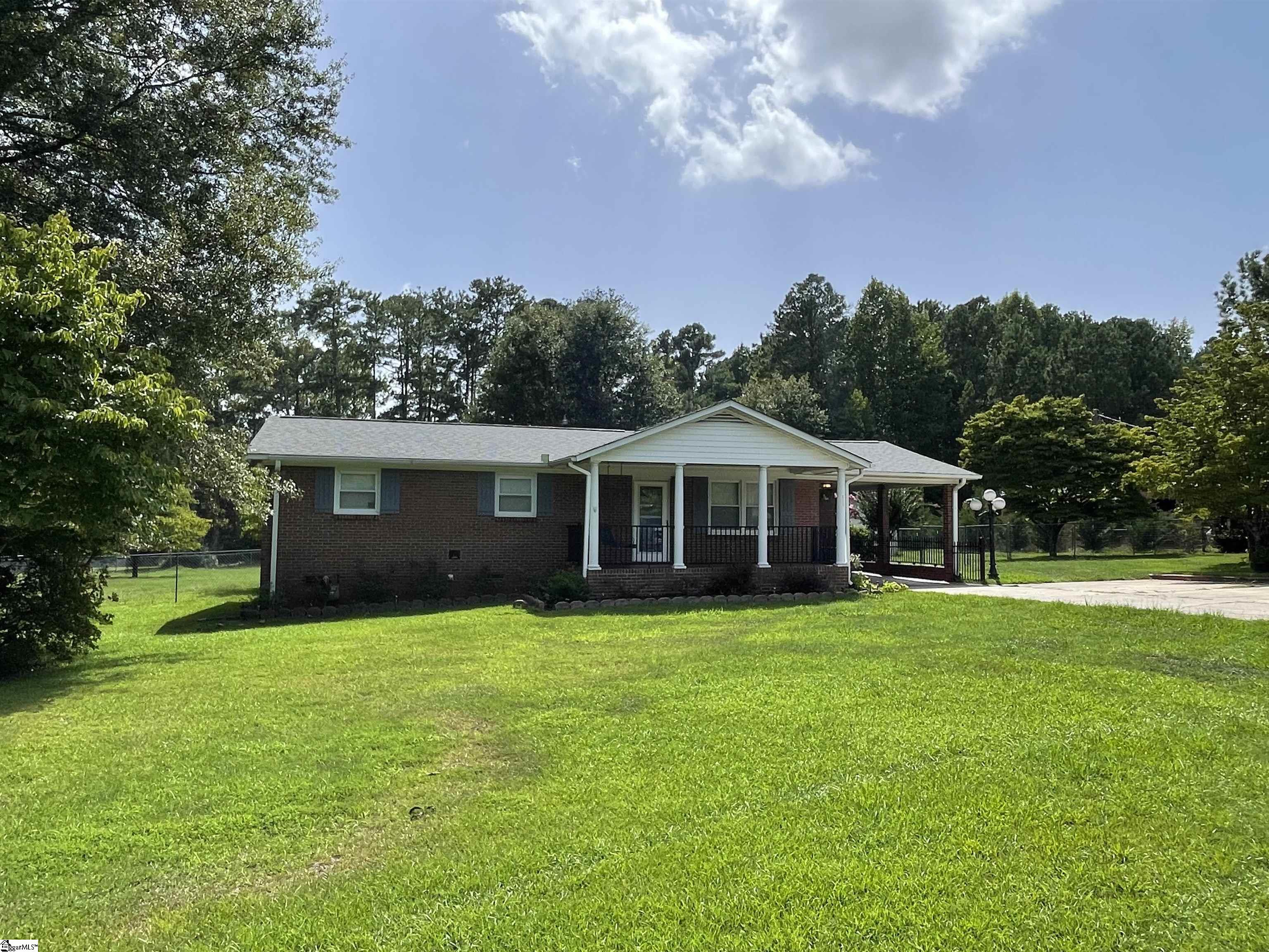 View Clinton, SC 29325 property