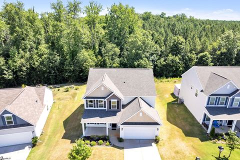 A home in Easley