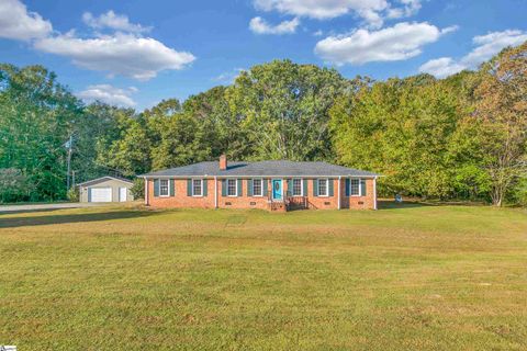 Single Family Residence in Anderson SC 830 Shirley Store Road.jpg