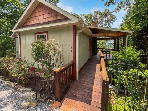 Single Family Residence in Landrum SC 183 Caledonia Road.jpg