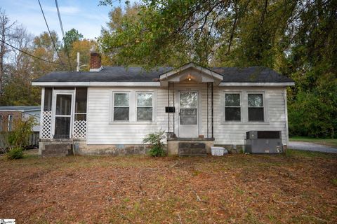 A home in Laurens