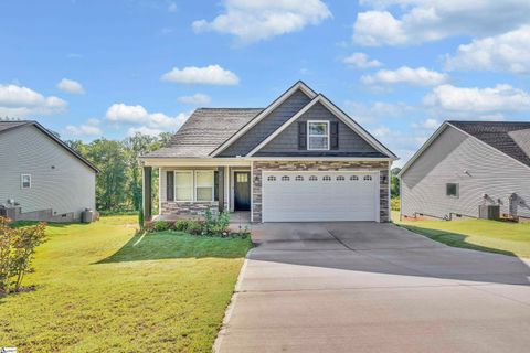 A home in Chesnee