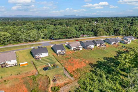 A home in Chesnee