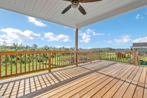 A home in Chesnee