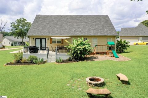 A home in Pelzer