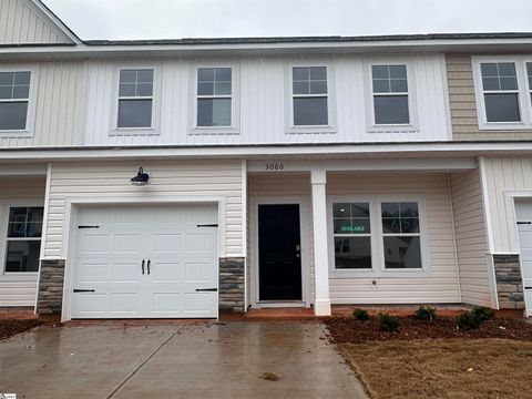 A home in Duncan