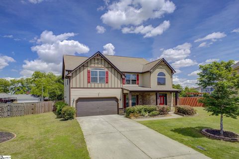 Single Family Residence in Greenville SC 207 Deer Drive.jpg