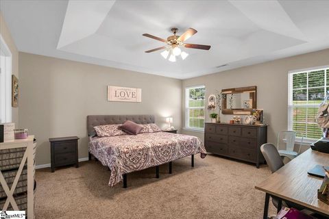 Single Family Residence in Simpsonville SC 229 Redcoat Court 21.jpg