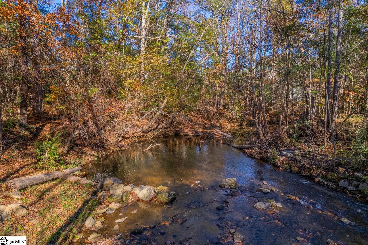 Simpsonville, South Carolina 29681, United States, 4 Bedrooms Bedrooms, ,4 BathroomsBathrooms,Residential,Pending,32828