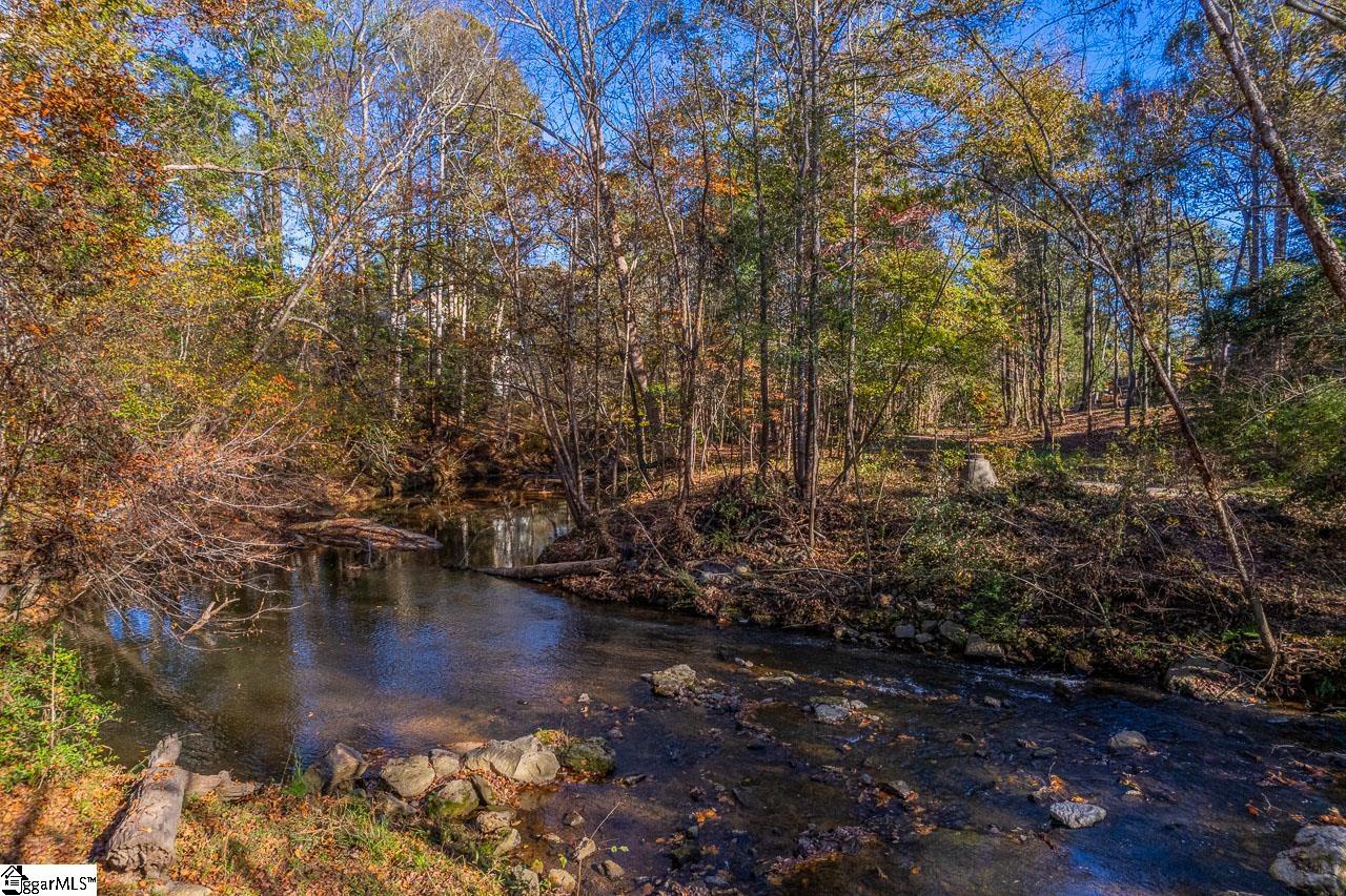 Simpsonville, South Carolina 29681, United States, 4 Bedrooms Bedrooms, ,4 BathroomsBathrooms,Residential,Pending,32828