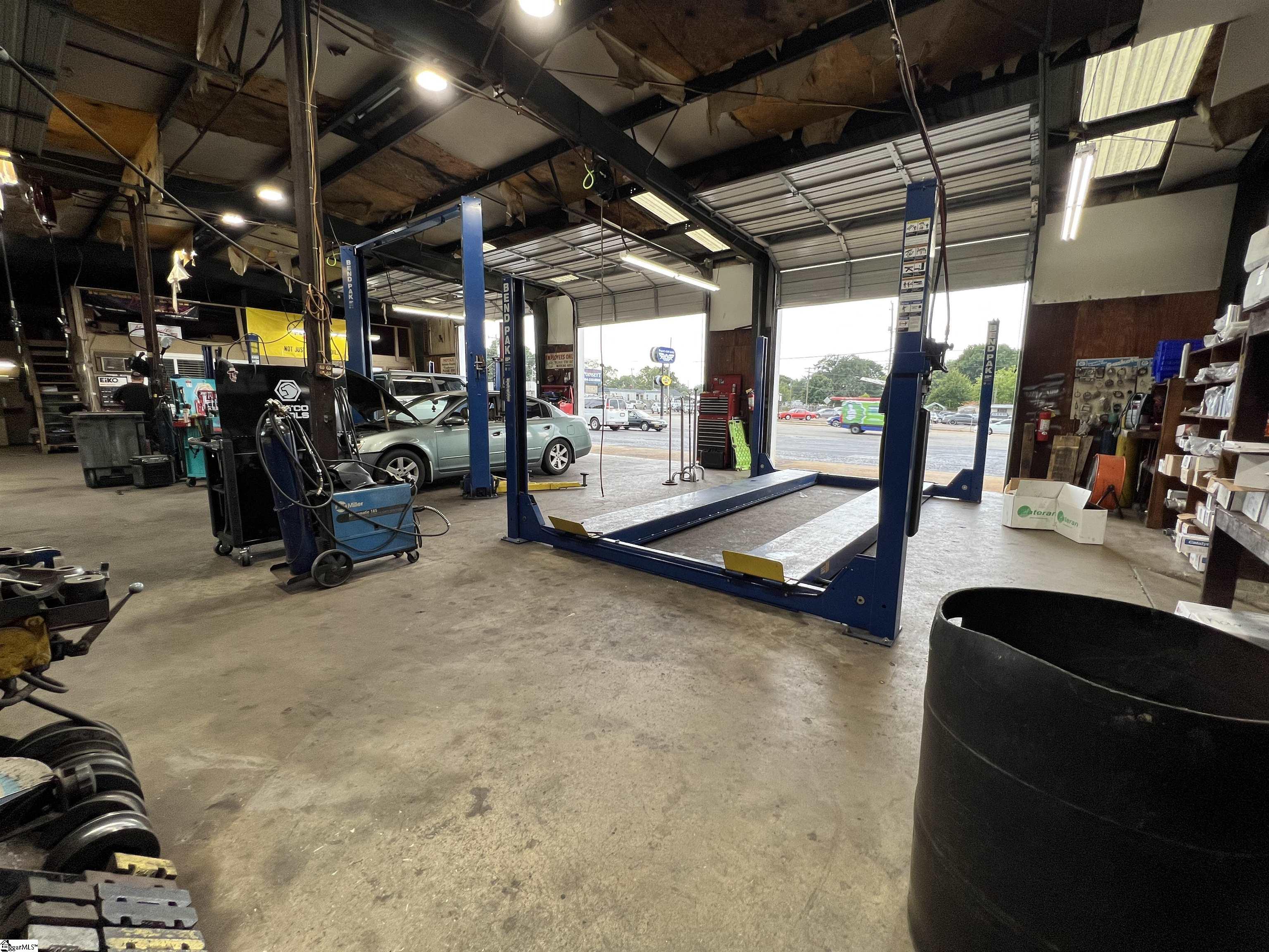 Greenville, South Carolina 29609, United States, ,2 BathroomsBathrooms,Commercial,Active,63579