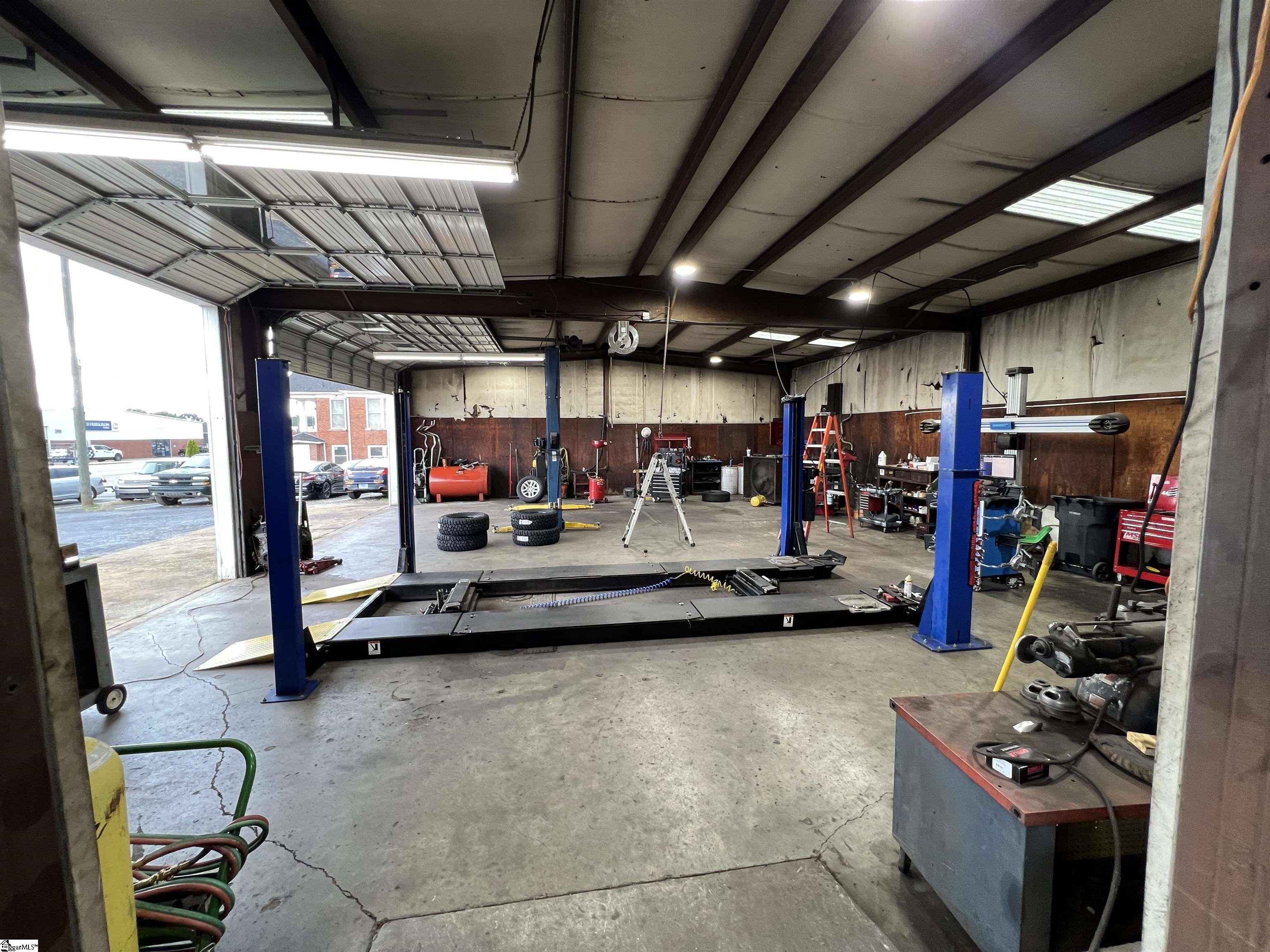 Greenville, South Carolina 29609, United States, ,2 BathroomsBathrooms,Commercial,Active,63579