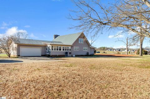 A home in Lyman