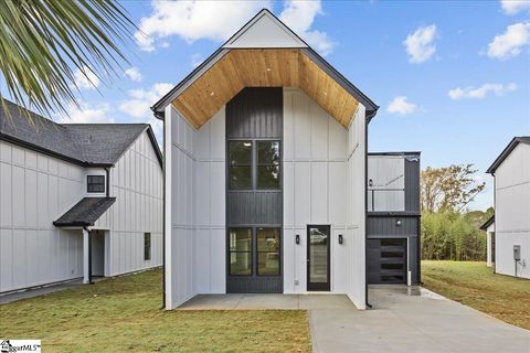 A home in Chesnee