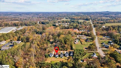 A home in Chesnee