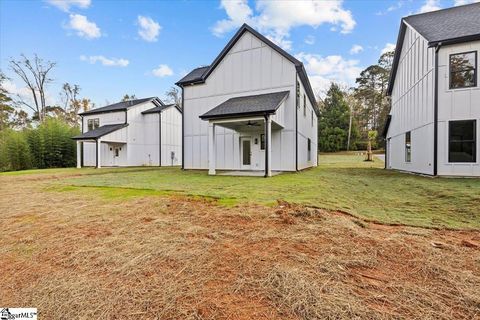 A home in Chesnee