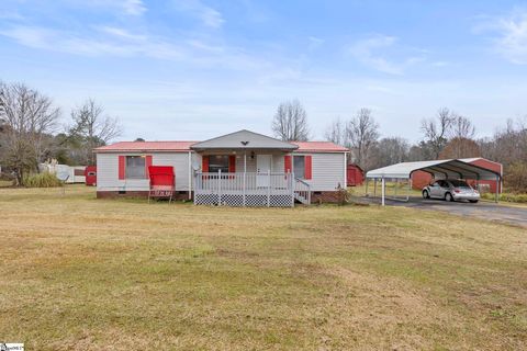 A home in Easley