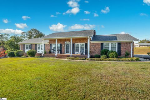 A home in Easley