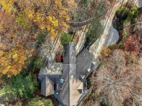 A home in Landrum