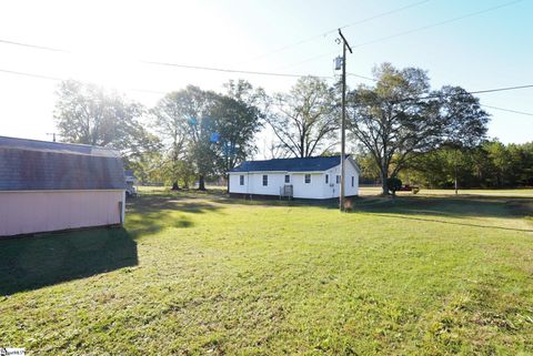 A home in Donalds