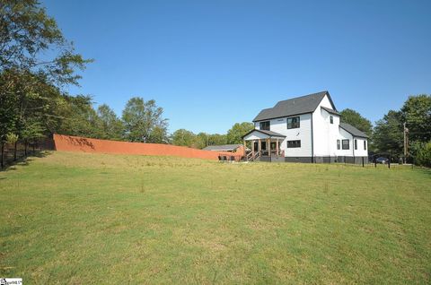 A home in Fountain Inn