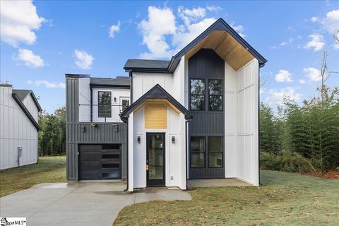 A home in Chesnee