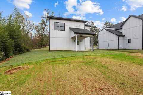 A home in Chesnee