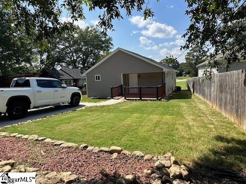 A home in Greer