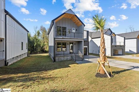 A home in Chesnee