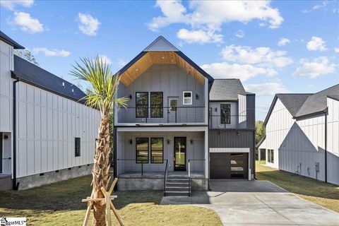 A home in Chesnee