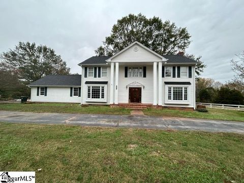 A home in Taylors