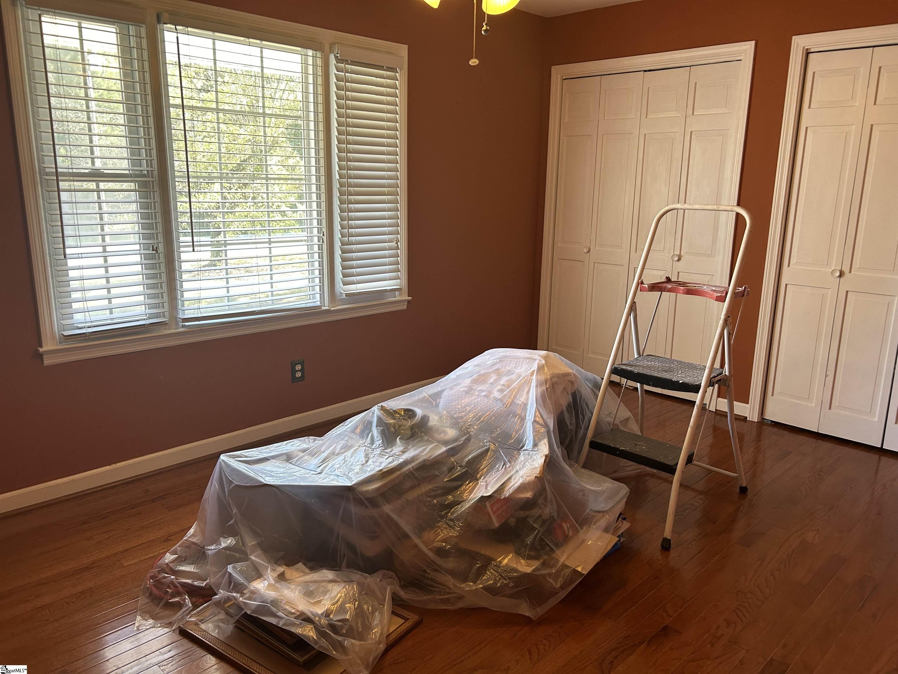 Taylors, South Carolina 29687, United States, 4 Bedrooms Bedrooms, ,3 BathroomsBathrooms,Residential,Contingent,33259