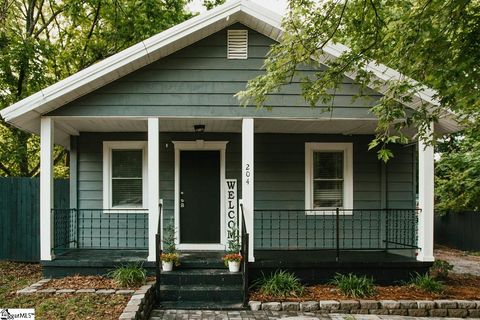 Single Family Residence in Greenville SC 204 Oak Drive.jpg