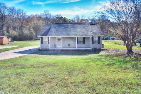 A home in Easley