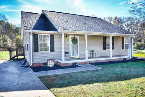 A home in Easley