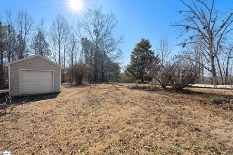 A home in Easley