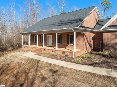 A home in Easley